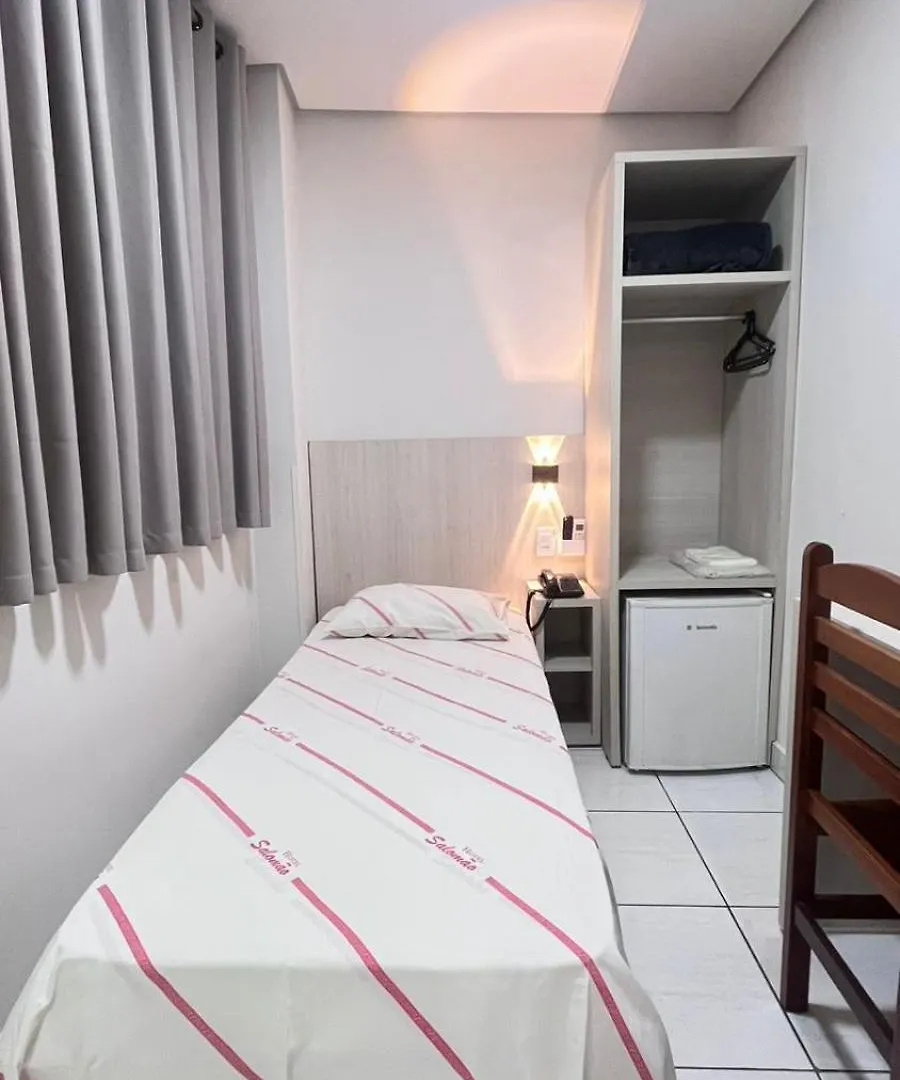 Hotel Salomao: Central Stay Near 25 de Marco & Sampa Sky Sao Paulo