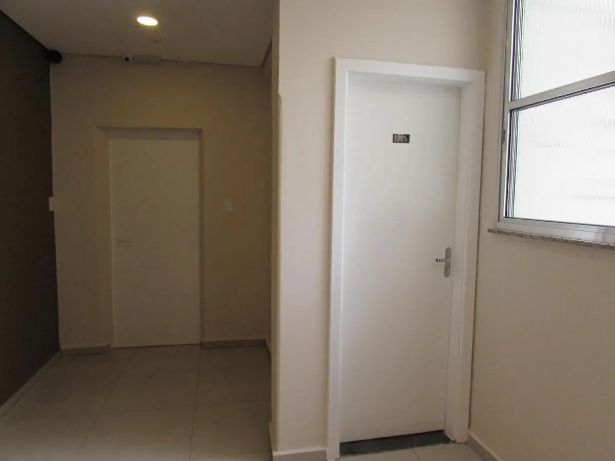 Hotel Salomao - Proximo A 25 De Marco, Bom Retiro, Bras E Rua Santa Efigenia, A 2 Minutos Do Mirante Sampa Sky E Pista De Skate Anhangabau サンパウロ