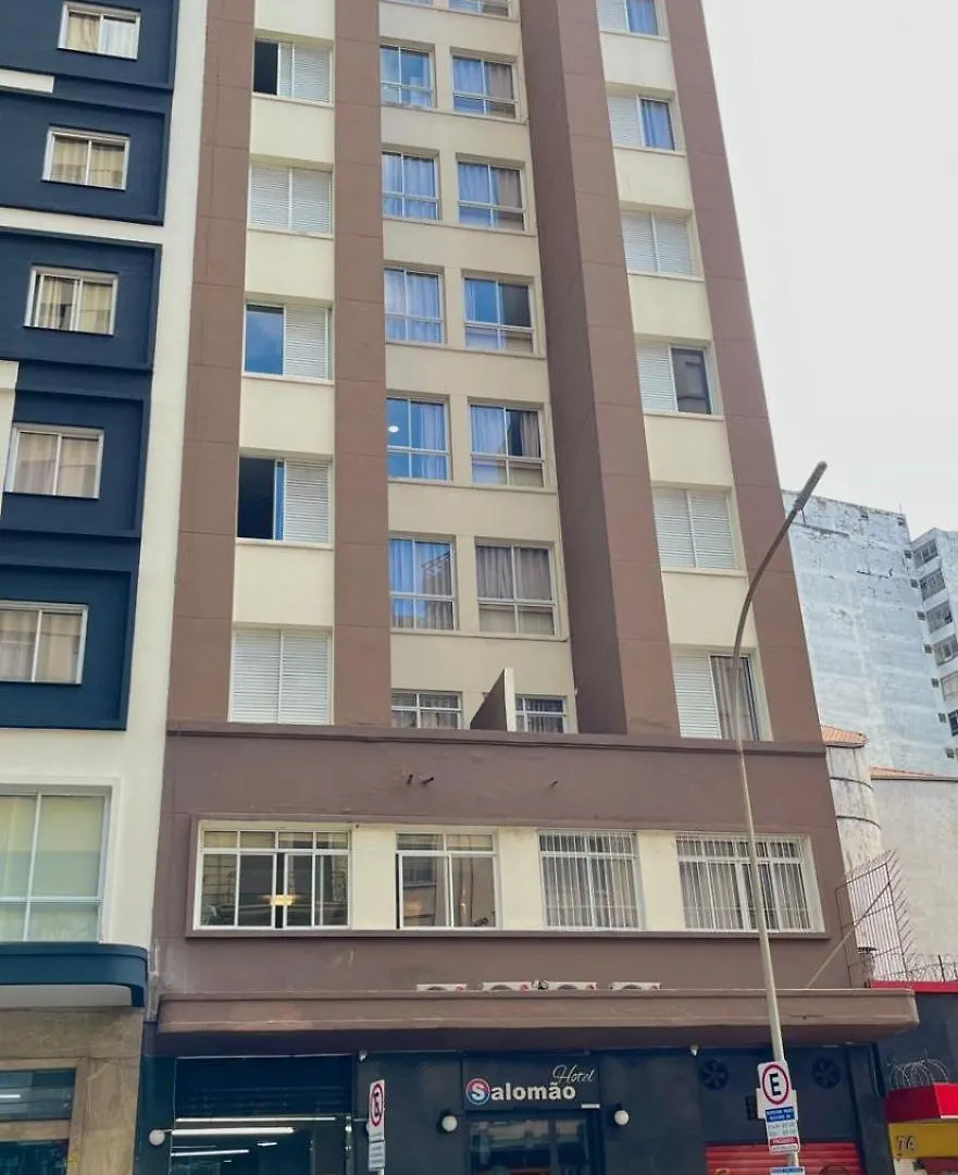 Hotel Salomao - Proximo A 25 De Marco, Bom Retiro, Bras E Rua Santa Efigenia, A 2 Minutos Do Mirante Sampa Sky E Pista De Skate Anhangabau サンパウロ
