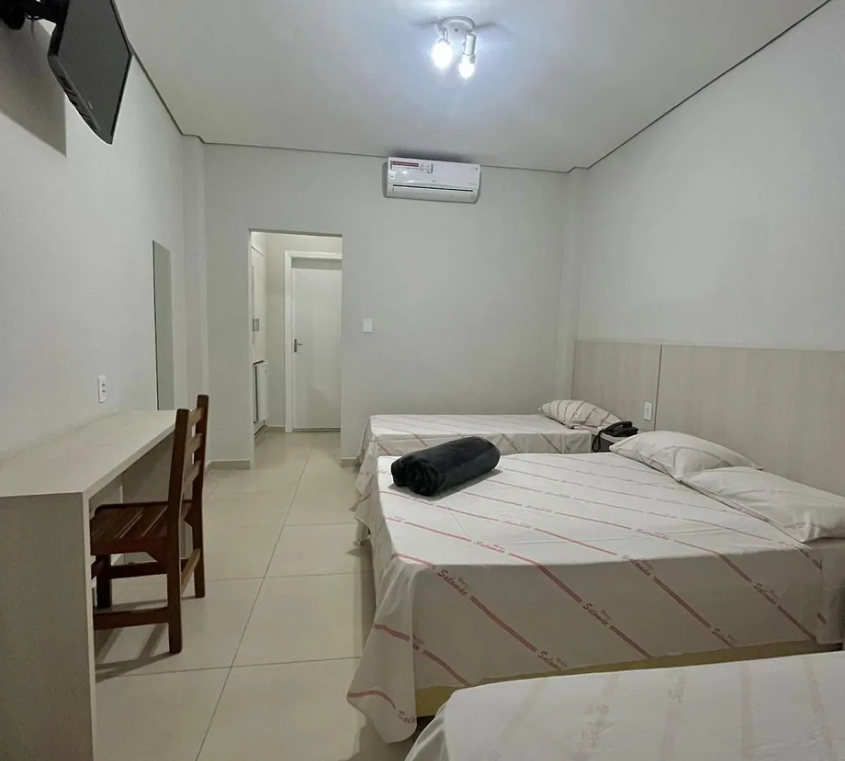 Hotel Salomao: Central Stay Near 25 de Marco & Sampa Sky Sao Paulo