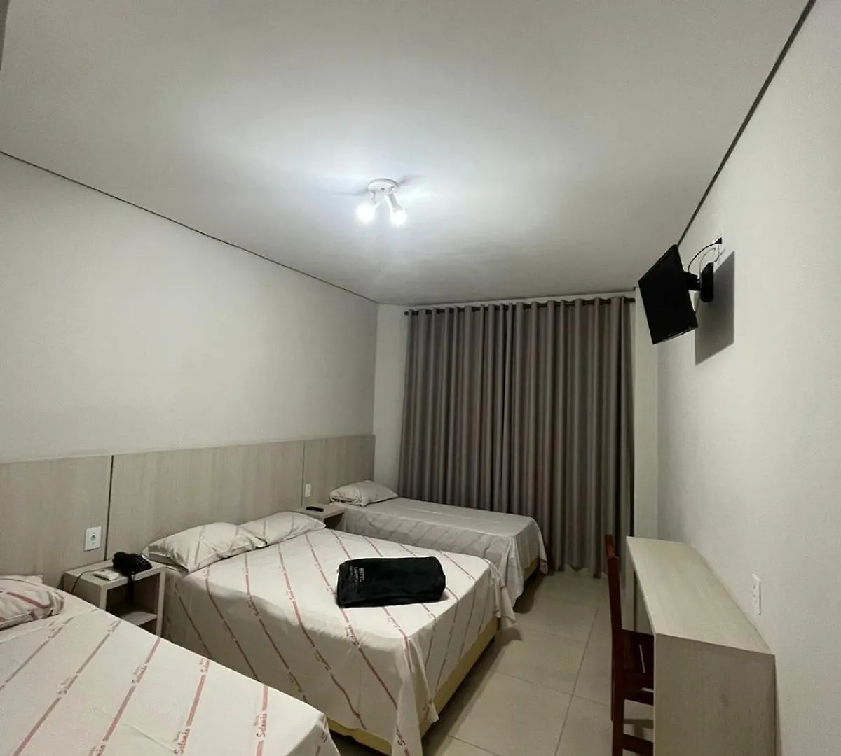 Hotel Salomao: Central Stay Near 25 de Marco & Sampa Sky Sao Paulo